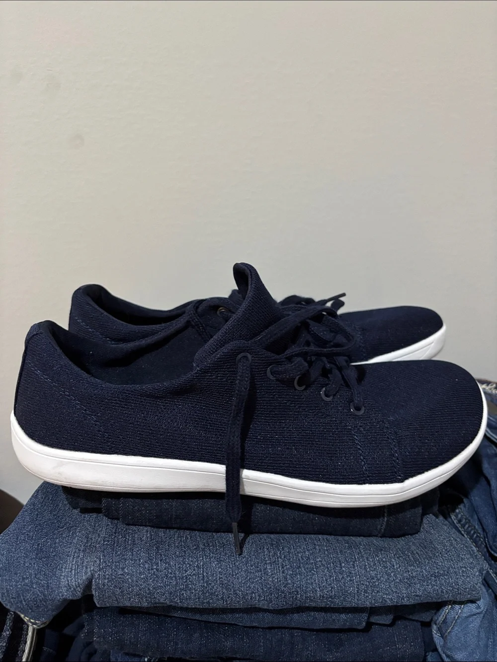 Men's Navy Knit Lace-Up Sneakers